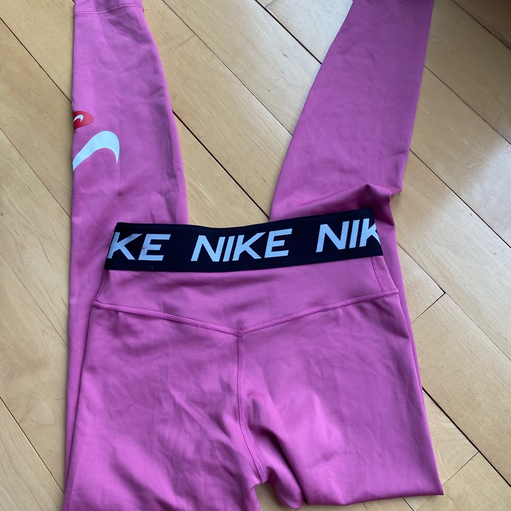 NIKE PRO PINK PANT